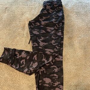 Fabletics Women’s joggers